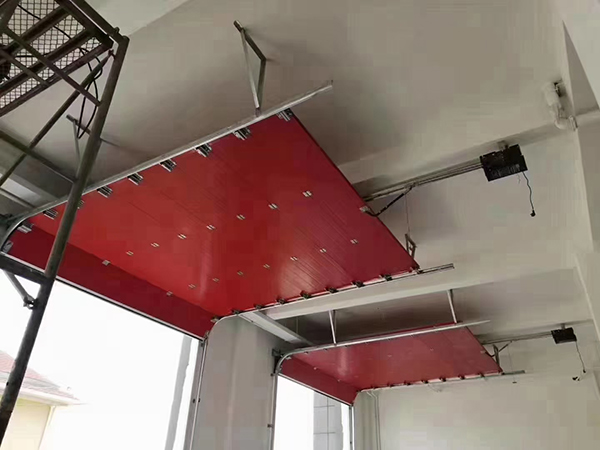 靖远工业翻板门 靖远工业翻板门