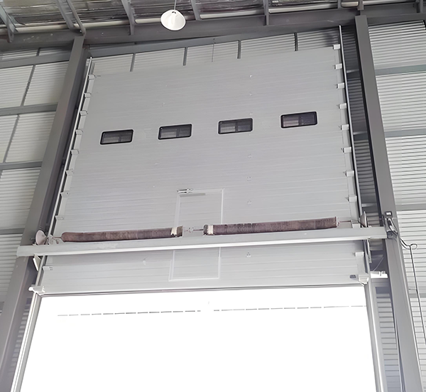 靖远工业滑升门