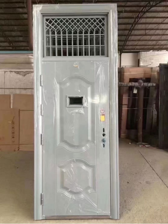 靖远学校教室门