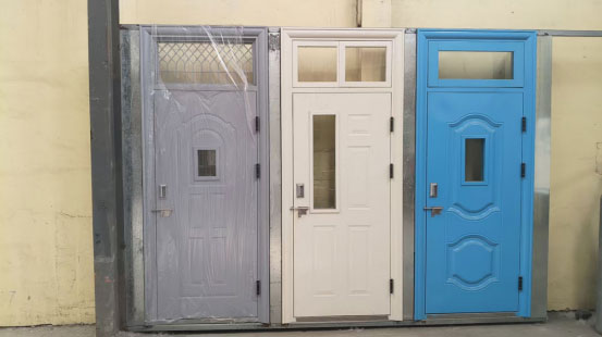 靖远学校教室门