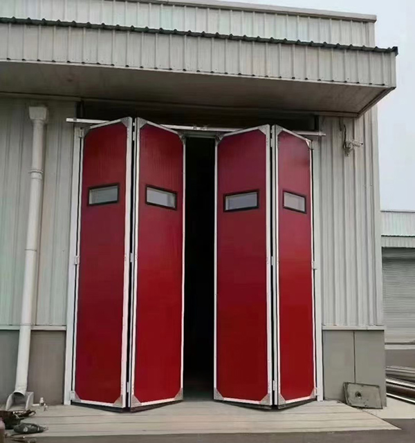 靖远工业折叠门在大型装配车间出入口的应用实例